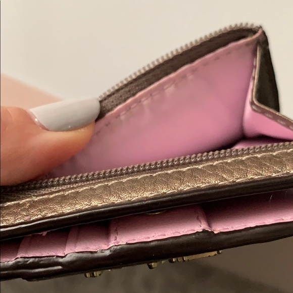 Coach Compact Wallet - Picture 8 of 8